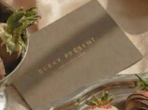 Berry Present 
