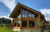 Срубы домов и бань из бревна ручной рубки от компании Изба