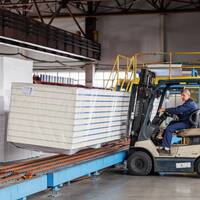 Фото «Меркор» – комплексные поставки сэндвич-панелей