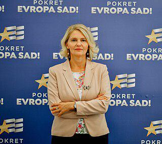 Бывшая министр обороны Черногории стала первой женщиной-мэром её столицы. Фото 2 