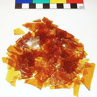 До изобретения винила грампластинки изготавливали из выделений насекомых. Фото 1 