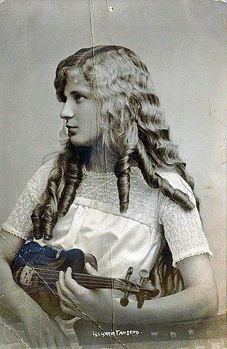 Дочь датчанина из казацкой станицы играла на «электромагнитной» скрипке и позировала Репину. Фото 5 