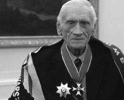 Единственный матч, который лучший футбольный тренер Польши последнего пятидесятилетия провёл за сборную команду страны в качестве игрока, закончился самым крупным поражением в её истории. Фото 2 