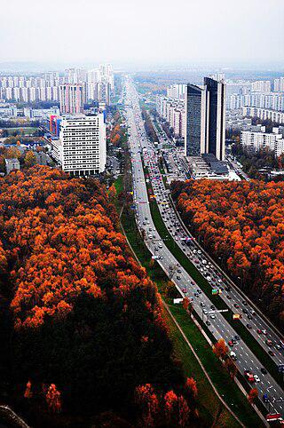 Под Ленинским проспектом в Москве текут кровавые воды. Фото 1 