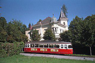 Система трамвая в Гмундене состоит из одной линии длиной 2300 метров, на которой работают всего лишь три трамвая. Фото 2 