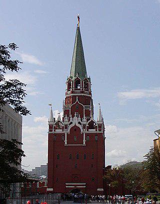 Специально для размещения самого большого в мире глобуса в послевоенное время над Кунсткамерой впервые за 200 лет появилась башня. Фото 2 