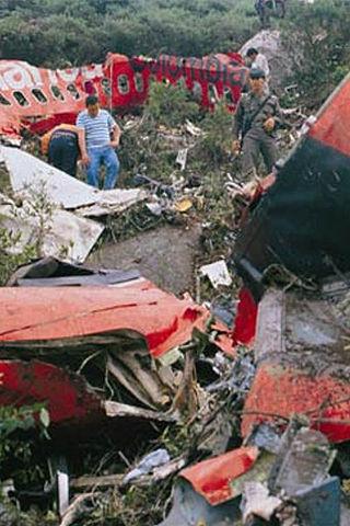 Взрыв над колумбийской столицей возвестил о начале конца террориста и наркобарона. Фото 2 