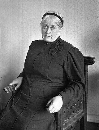 Чтобы бить «по рылу» близкую подругу императрицы, блаженная связала вместе три палки. Фото 1 