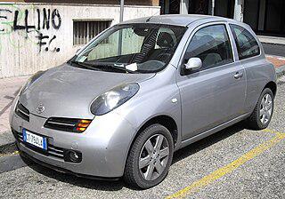 Маленький японский автомобиль (на илл.) мог поздравить водителя с днём рождения. Фото 1 