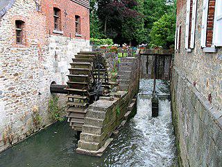 Мельницы бывают не просто водяными, но даже и плавучими. Фото 3 