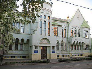 У харьковского купца с приходом коммунистов отобрали особняк, а после их ухода добавили лишнюю букву в фамилию. Фото 4 