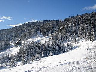 В 1984 году на горе Игман происходили спортивные баталии, а всего через девять лет происходили баталии военные. Фото 3 