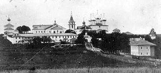 В XIX веке большую часть доходов Корнилиево-Комельского монастыря приносила лечебница, основанная на открытом в 1765 году у его стен минеральном источнике. Фото 1 