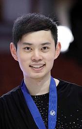 Золото и серебро на последнем чемпионате мира по фигурному катанию среди юниоров выиграли земляки-однофамильцы Цзинь Ян и Цзинь Боян. Фото 3 