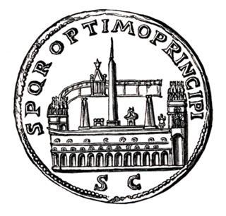 Бронзовую девушку поставили к обелиску через 10 лет после открытия памятника. Фото 1 