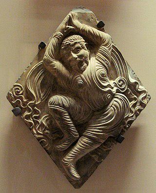 Исполнитель древнего китайского танца кроме прыжков, вращений и кувырков делает бэкфлип. Фото 2 