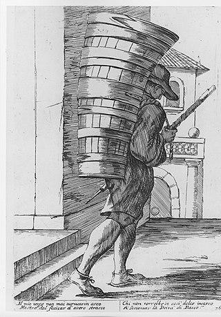 Итальянцы переносили вино в деревянных ранцах. Фото 1 