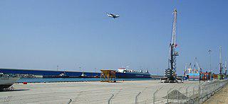 К проведению зимней Олимпиады специально построен морской порт в субтропиках. Фото 2 