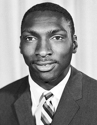 Клуб по американскому футболу навечно закрепил номер игрока, который не провёл за него ни одного официального матча. Фото 2 