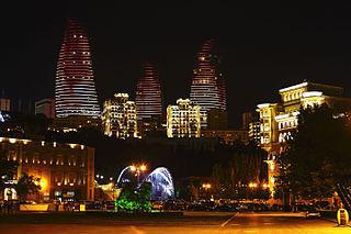 На месте трёх огромных «языков пламени» некогда располагалась «Москва». Фото 2 