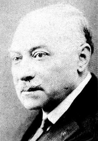 Ножницы превратили прозу Гюстава Леружа в стихи Блеза Сандрара. Фото 3 