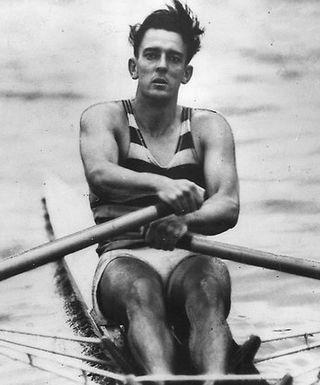 Один из олимпийских призёров в двойках стал комиссаром полиции, а второй занялся контрабандой наркотиков. Фото 2 