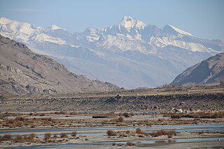 Одной из высочайших вершин дореволюционной России был пик Царя Миротворца. Фото 1 