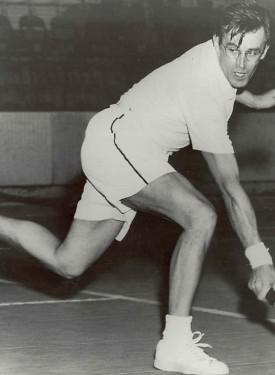 От учителя к ученику порой переходит не только мастерство, но и жена. Фото 1 