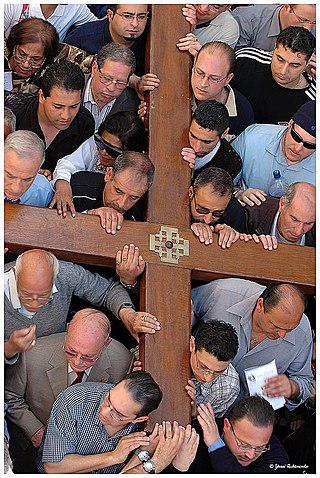 Пауло Коэльо получил награду правительства Испании за то, что благодаря его книге количество паломников на средневековом Пути Святого Иакова (на карте) значительно возросло. Фото 3 