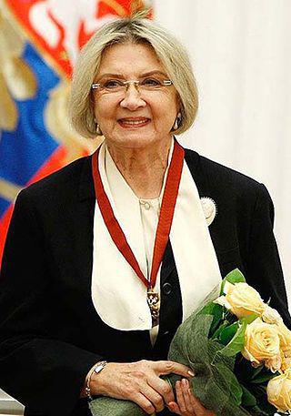 По мнению Гертруды, поэт опередил актёра в понимании образа Гамлета. Фото 1 