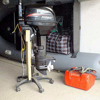 У первого одноместного самолёта, пересекшего Атлантику, вместо передних окон был топливный бак. Фото 3 