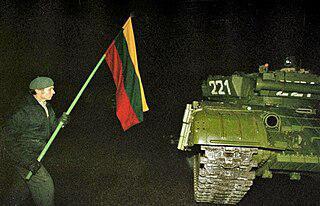 Участники «поющей революции» посадили своего соратника. Фото 1 