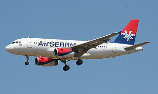 Югославская стюардесса Весна Вулович после падения с высоты в 10 км не только осталась жива, но и возобновила работу в авиакомпании JAT. Фото 5 