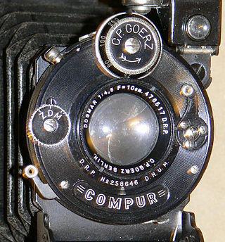 В 1920—1940-х годах многие немецкие, американские и даже советские фотоаппараты были «братьями по затвору». Фото 3 