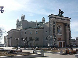 В 1930-е годы девушки могли отправиться из Улан-Удэ в Москву на лыжах. Фото 1 