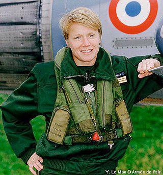 В какой операции первая во Франции женщина — лётчик-истребитель одержала победу ценой собственной жизни? Фото 2 