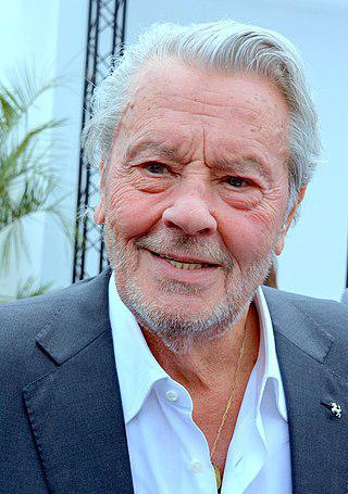 «Восточная Мэрилин Монро» (на илл.) так хотела запомниться зрителям молодой, что ушла из кино, заметив признаки старения. Фото 1