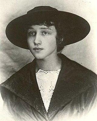 Будущая жена советского сатирика была до смерти рада, что первого мужа забрали на фронт. Фото 2 