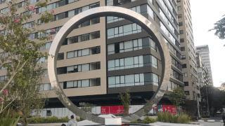 «Глаз Мексики» (на илл.) показывает видеоролики, созданные искусственным интеллектом. Фото 1 