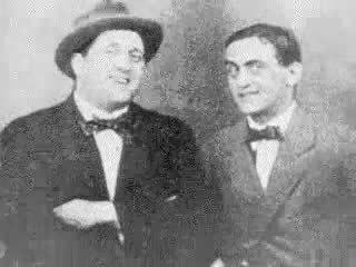 Картину (на илл.) знаменитого художника поэт назвал «сносной», а критик — «живописным конспектом реальности». Фото 3 