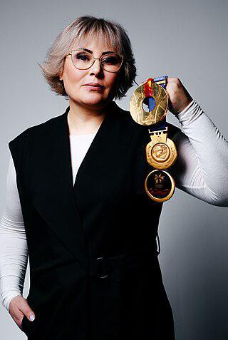 Лишь одна спортсменка в составе сборной России выиграла золотые медали зимних Олимпийских игр в XX и XXI веках. Фото 1 