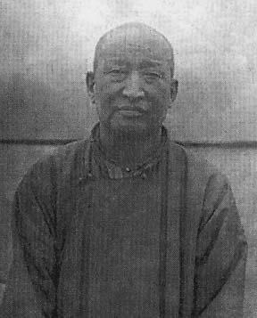 Монгольский политик Лувсанбалданчүлтэмцэрэндорж был приговорён к 10 годам тюрьмы за один заговор, а через 7 лет расстрелян за другой. Фото 2 