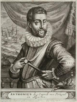 Несостоявшийся монарх жил за счёт распродажи сокровищ короны. Фото 2 