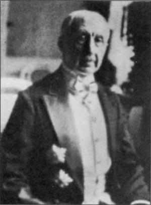 Один из двух братьев сочинил Конституцию независимой Латвии и умер в советском лагере, а второй лечил Ленина и умер в немецком лагере. Фото 5 