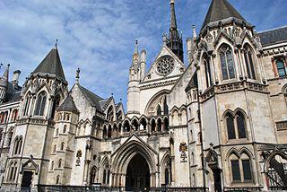 Одна из самых известных картин США возникла благодаря тому, что американским плотникам приглянулась неоготика. Фото 3 