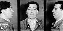 Офицер СС успешно выдавал себя за еврея и даже преследовал других эсэсовцев. Фото 3 