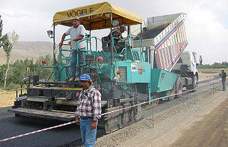 От миномётов до грейдеров и асфальтоукладчиков — всё есть в Брянском арсенале. Фото 3 