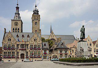 Памятник мира в Диксмёйде был подорван из-за того, что его облюбовали для своих церемоний фашисты. Фото 1