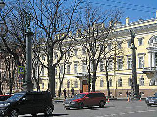 Победу (на илл.) русского архитектора часто путают со Славой. Фото 2 