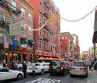 Примеру китайцев, потеснивших итальянцев в манхэттенской Маленькой Италии, спустя полвека последовали австралийцы. Фото 1 